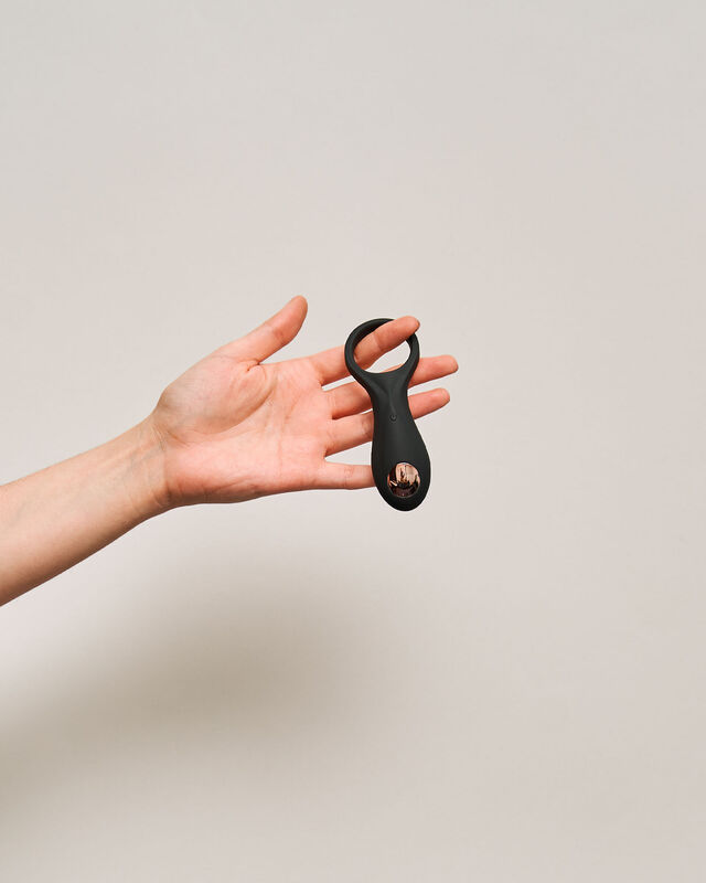 Anillo Vibrador Ringo Negro image number null