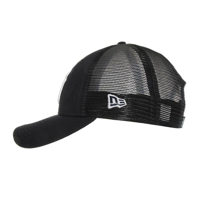 Gorra New Era New York Yankees Trucker UNISEX image number null