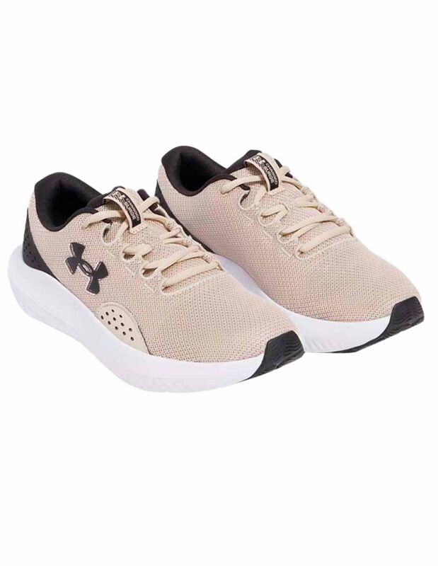 Tenis Caballero Under Armour Charged Surge Beig... image number null