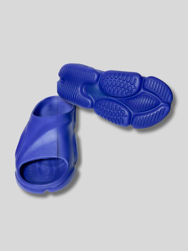 SANDALIA LIGERA PARA HOMBRE DE COBERTURA SEMI-A... image number null