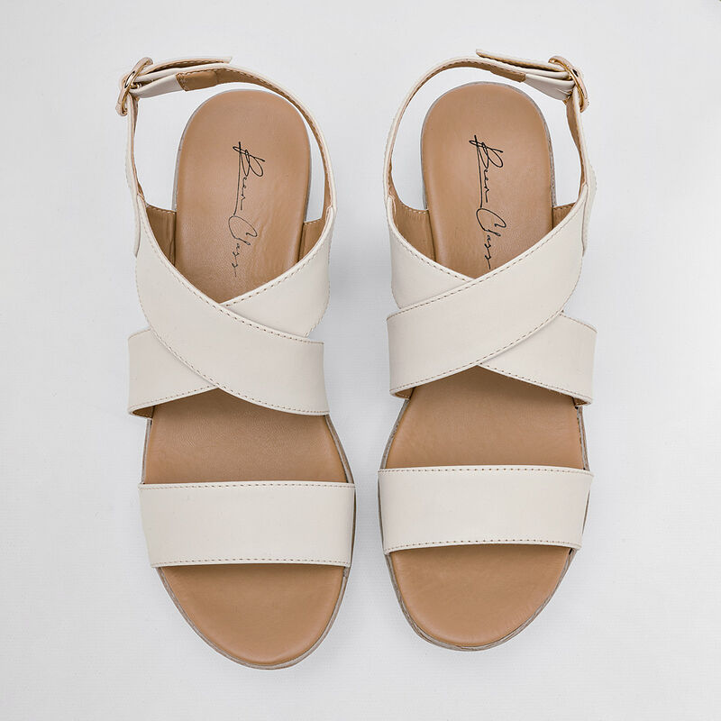 Been Class Sandalia para mujer latte image number null