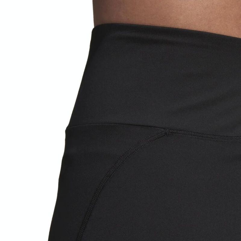 Short Adidas Yoga Ess Sho Tig Para Mujer image number null
