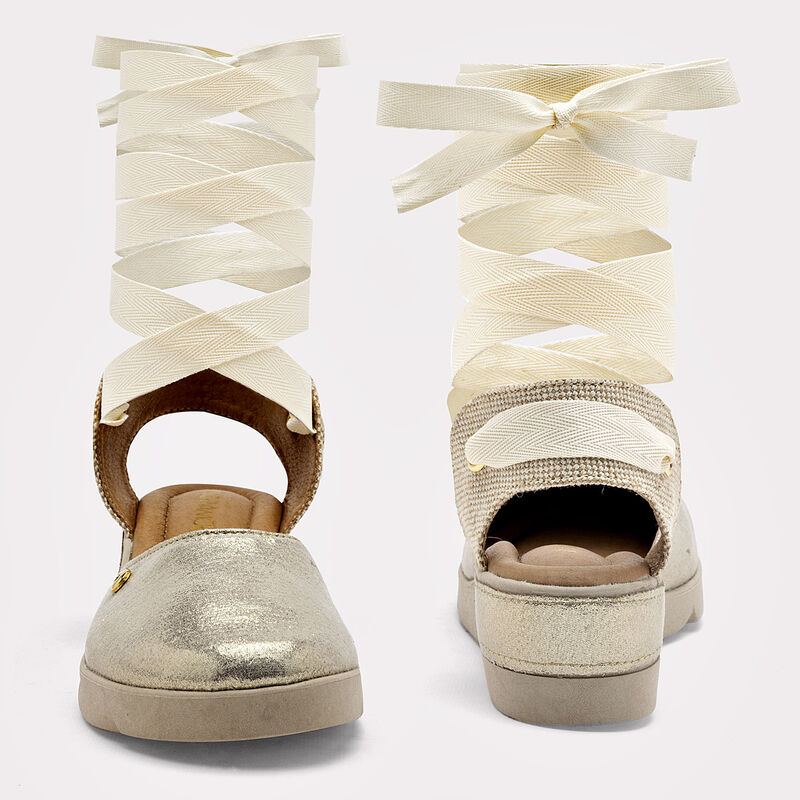 Moramora Zapatos para mujer dorado image number null