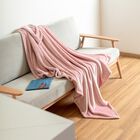 Cobija Frazada Ligera 190 x 130 cm Color Rosa
