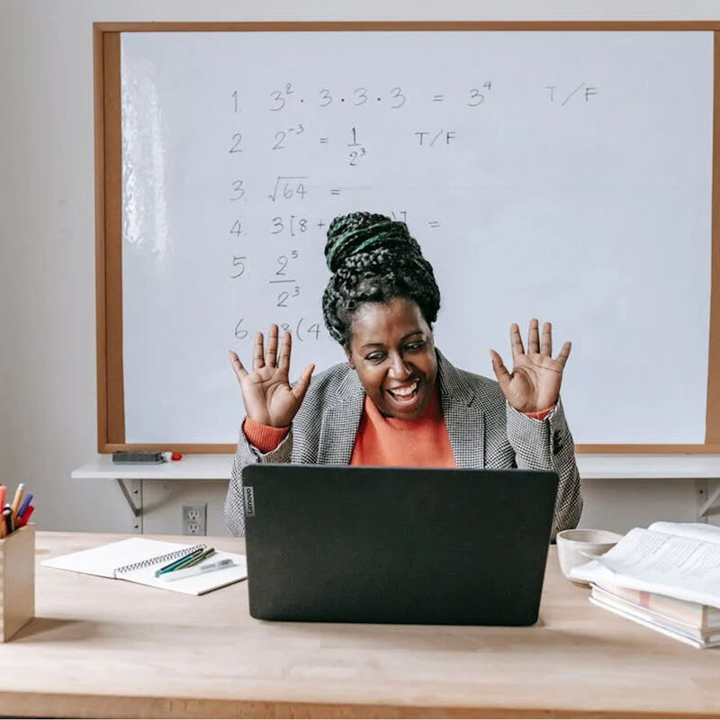 Laptop Lenovo V15 G3 IAP 15.6" Ci7 512GB 16GB N... image number null