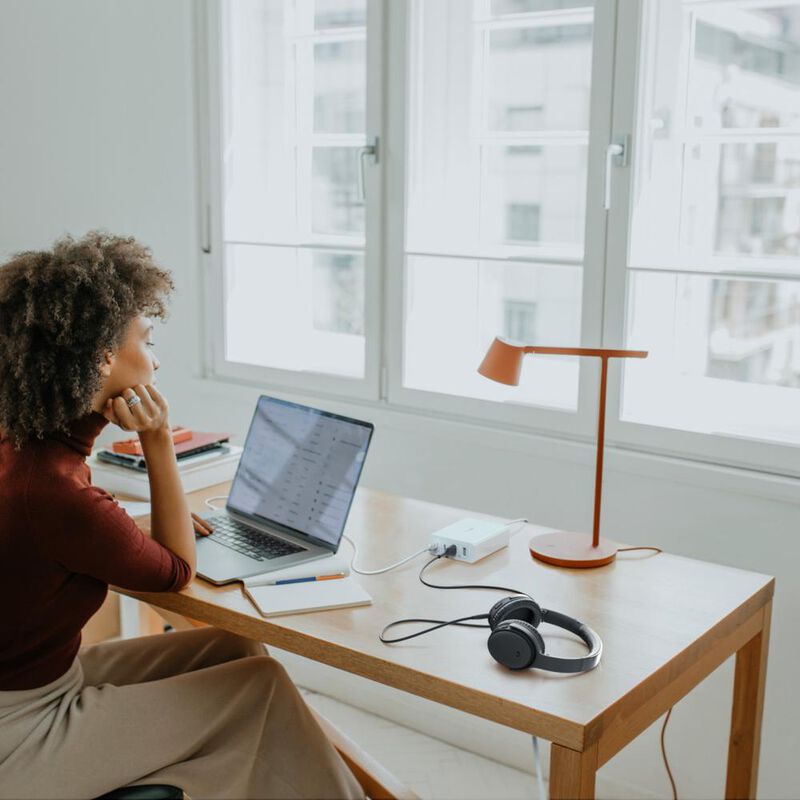 Cargador De Pared De 4 Puertos Con 2 Entradas U... image number null