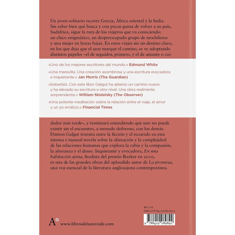 En una habitaci&oacute;n ajena image number null