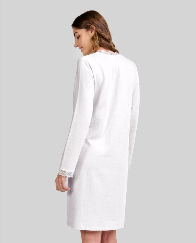 Camis&oacute;n Lencero con Encaje y Manga Larga Marfil image number null