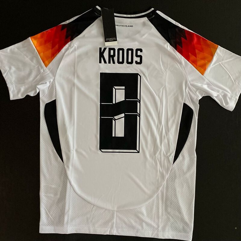 Jersey Toni Kroos 8 Seleccion 2025 Titular Loca... image number null