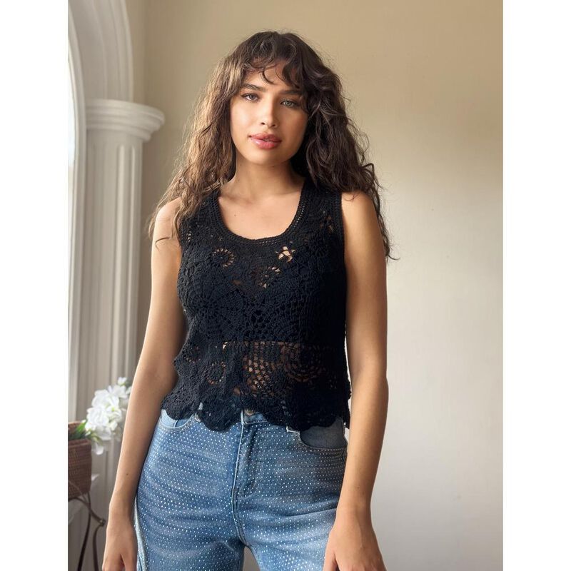 Top Crochet image number null