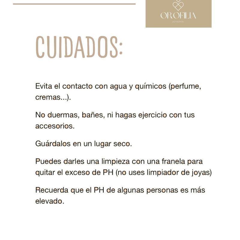 Anillo oso con brillantes image number null