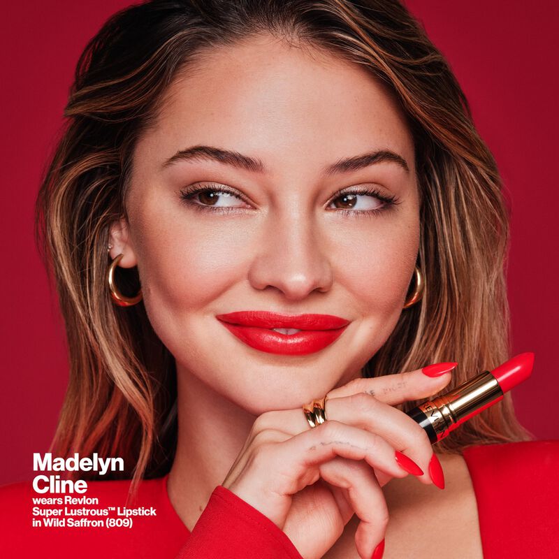 L&aacute;piz Labial Revlon Super Lustrous Raisin Rage ... image number null