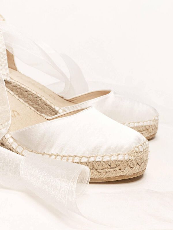Alpargata de Cu&ntilde;a Media Raso Blanco image number null