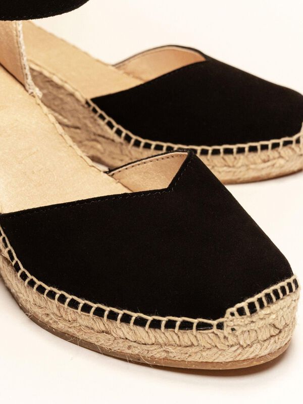 Jara Cu&ntilde;a Media Ante Negro image number null