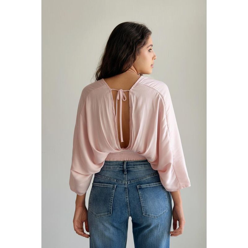 Blusa Satinada Drapeada De Manga Amplia image number null