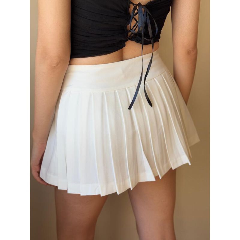 Falda tableada con short image number null