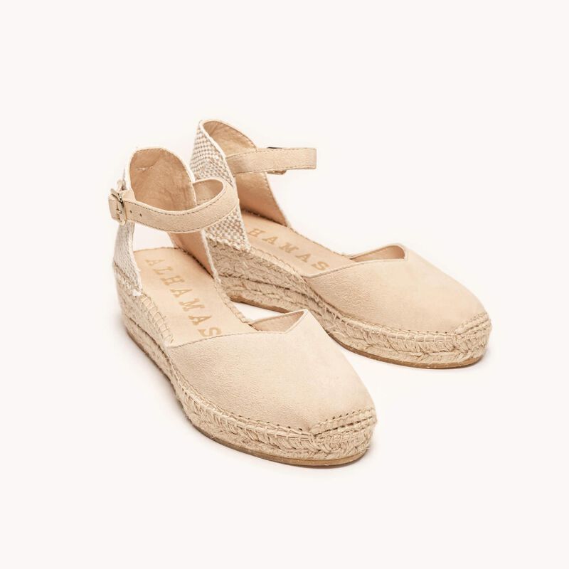 Jara Cu&ntilde;a Baja Ante Arena image number null