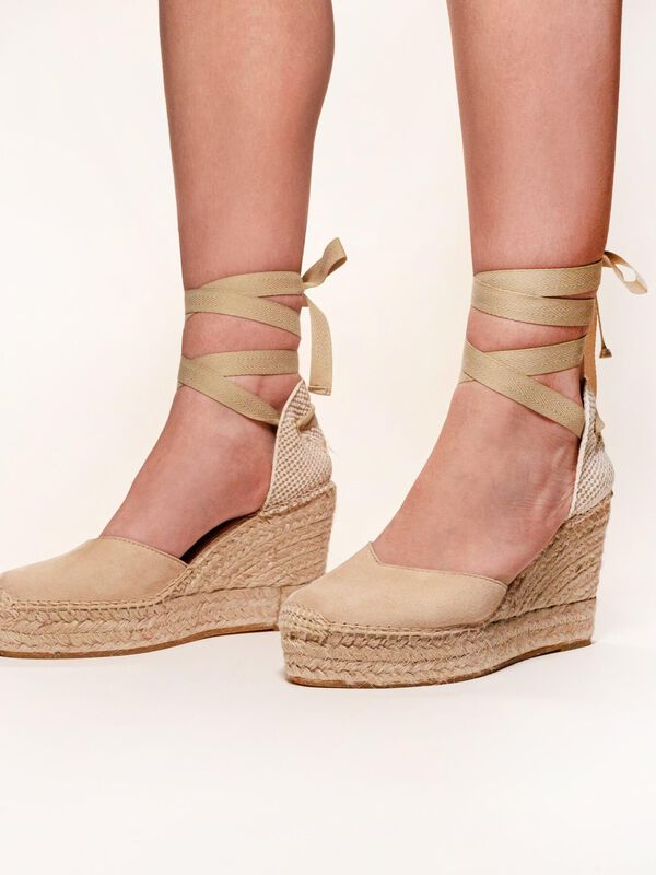 Alpargata de Cu&ntilde;a Alta Romero Arena image number null