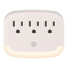 Multicontacto de pared con 3 salidas polarizadas y luz LED de noche