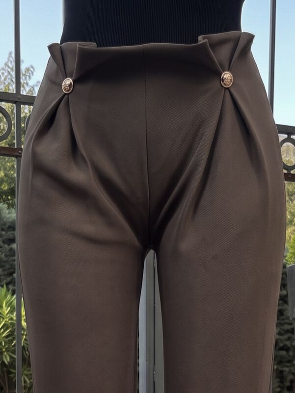 Pantal&oacute;n De Vestir, Tiro Alto Con Botones Decor... image number null