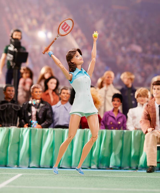 Mu&ntilde;eca Coleccionable Barbie Inspiring Women Bil... image number null